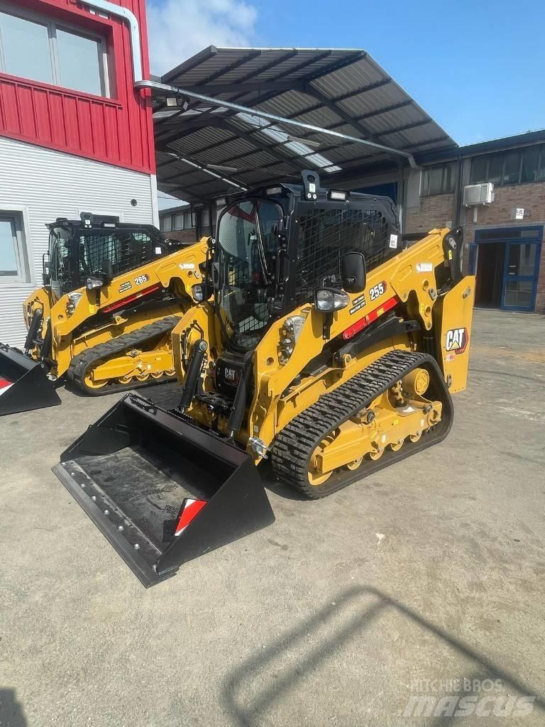 CAT 255 لوادر زحافة