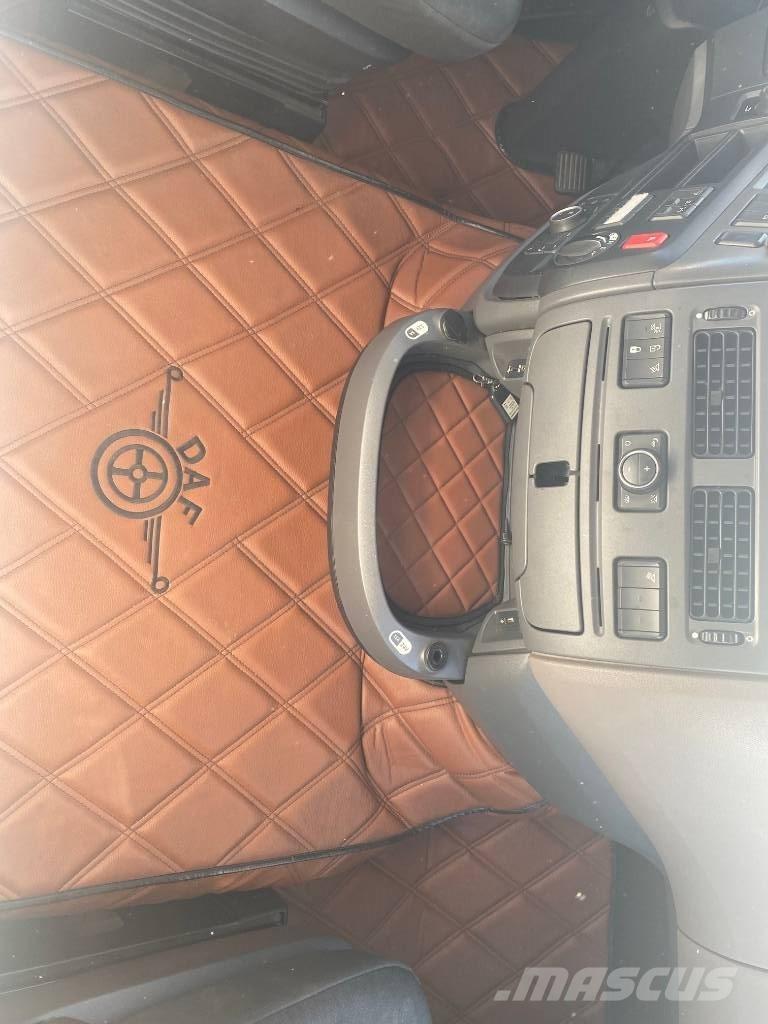 DAF XF 530 FTT وحدات الجر