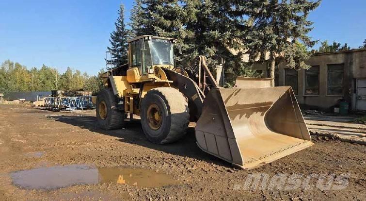 Volvo L 220 F لوادر بعجل