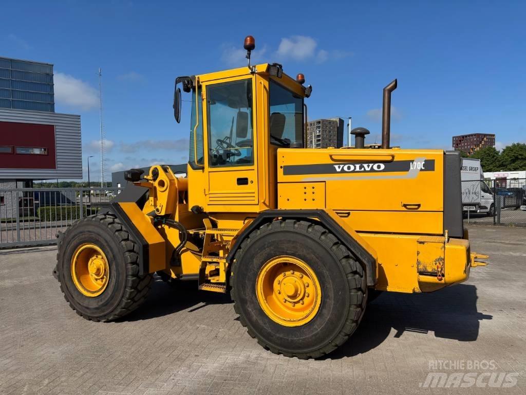 Volvo L70C لوادر بعجل