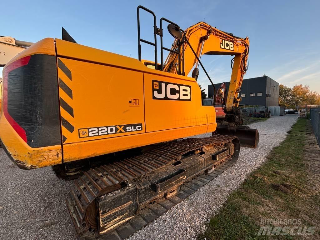 JCB 220 حفارات زحافة