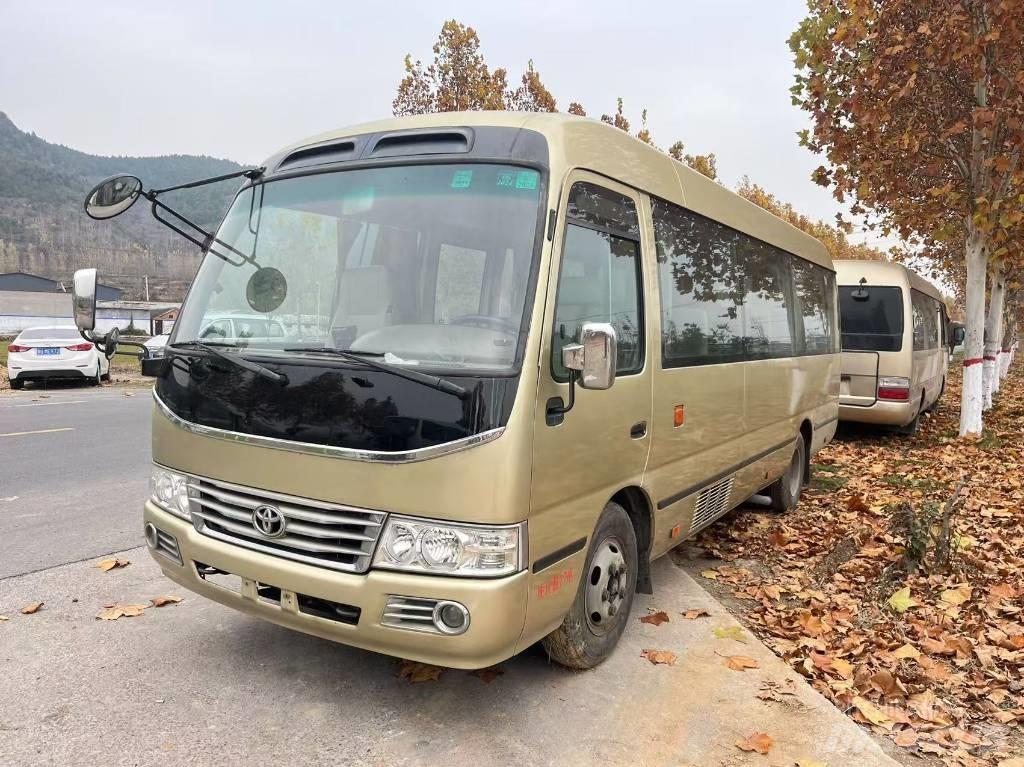 Toyota Coaster حافلة داخل المدينة