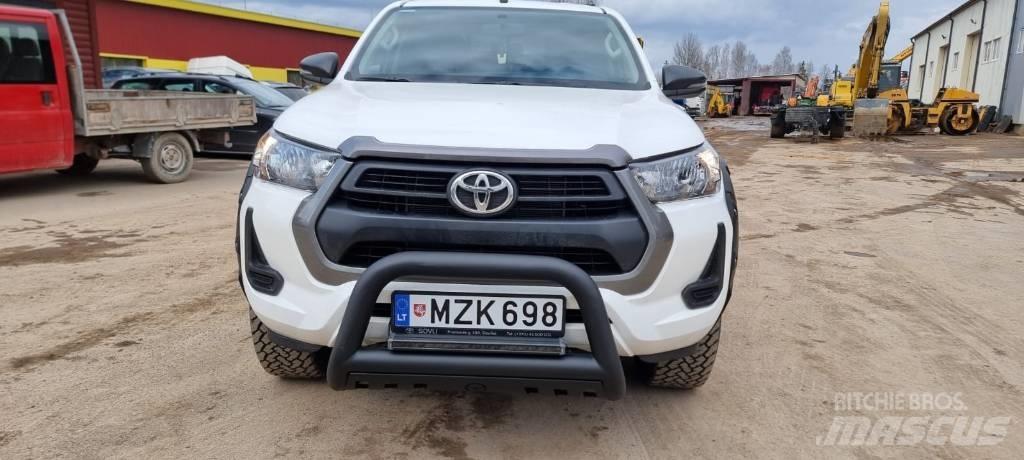 Toyota Hilux شاحنات خفيفة/مفصلية الجوانب