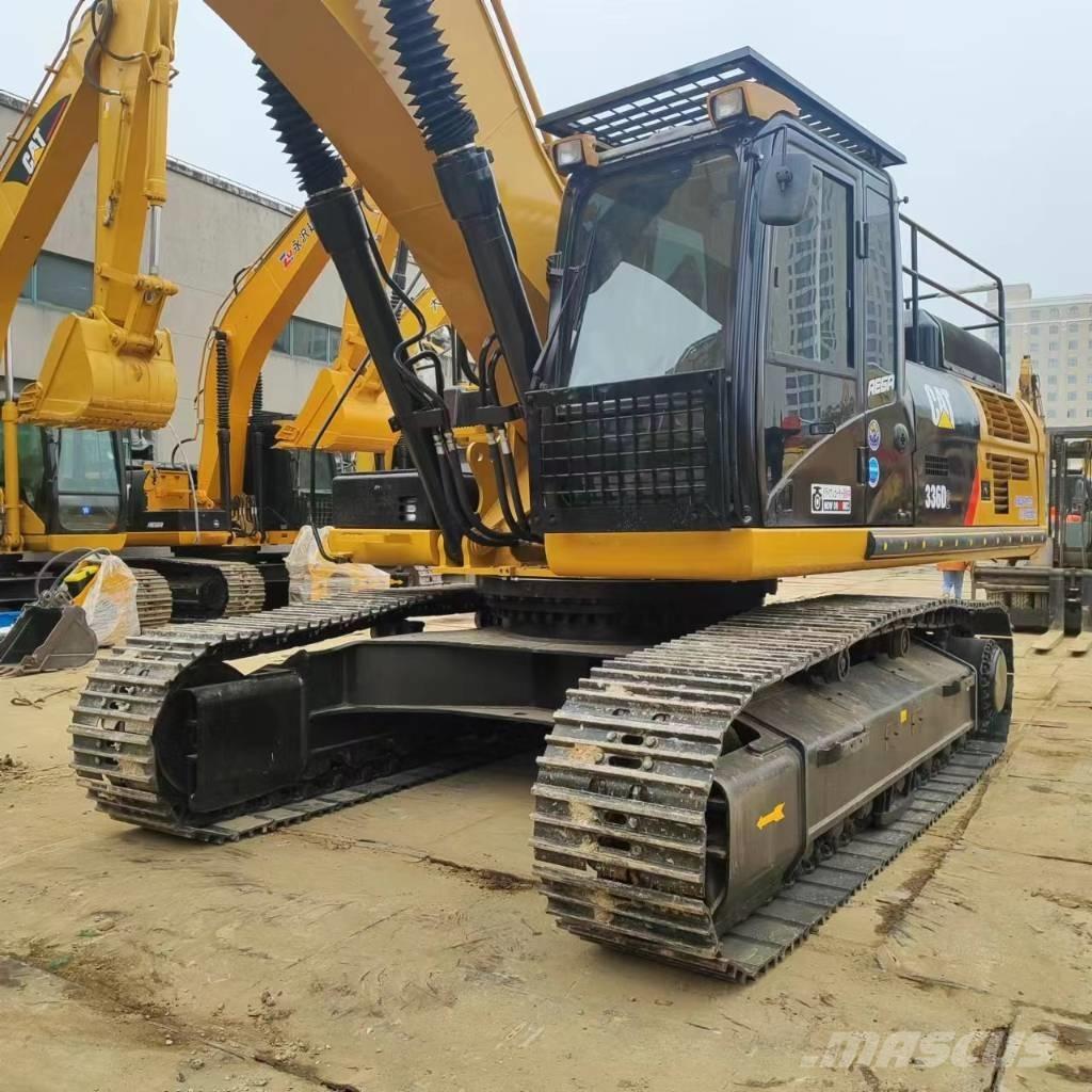 CAT 336D2 حفارات زحافة