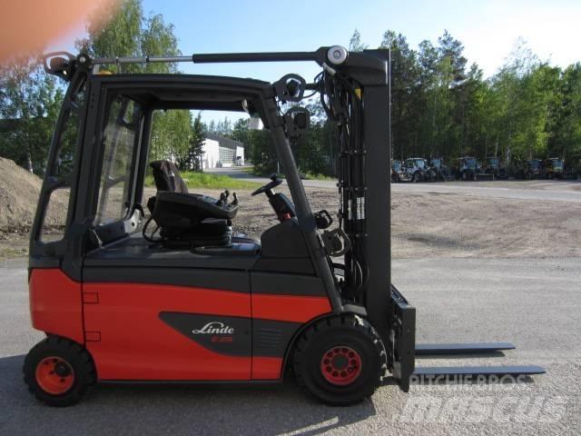 Linde E25L شاحنات ذات رافعات شوكية تعمل بالكهرباء