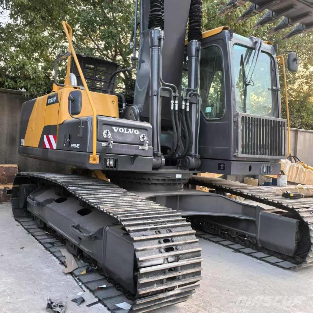 Volvo EC210D حفارات صغيرة أقل من 7 طن (حفارات صغيرة)