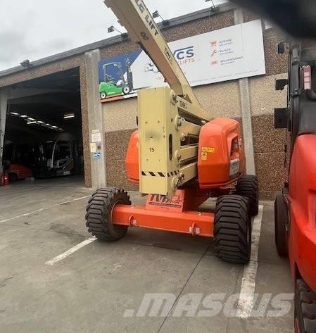 JLG 520 AJ رافعات سلة مفصلية