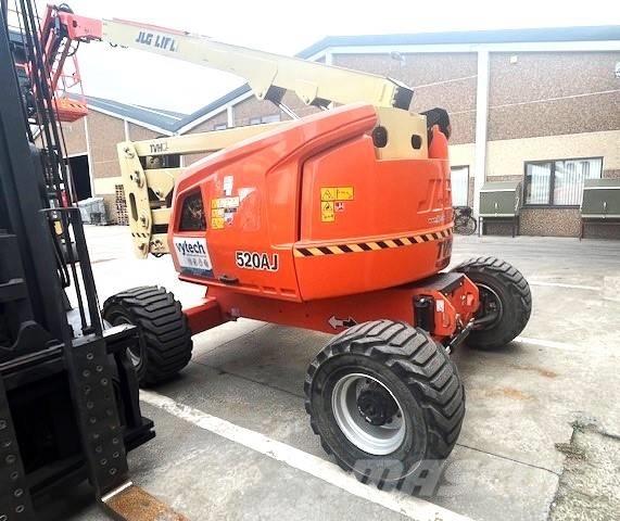 JLG 520 AJ رافعات سلة مفصلية