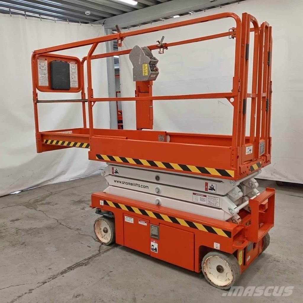 Snorkel S 3219 E رافعات مقصية الشكل