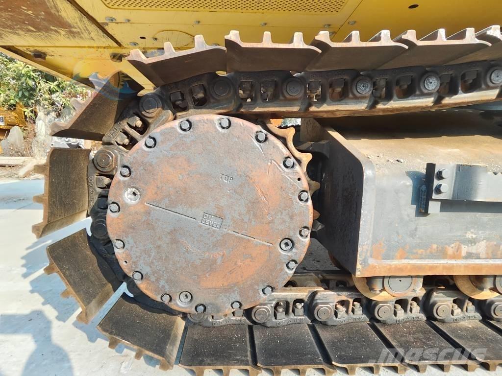 Komatsu PC 400-8 حفارات زحافة