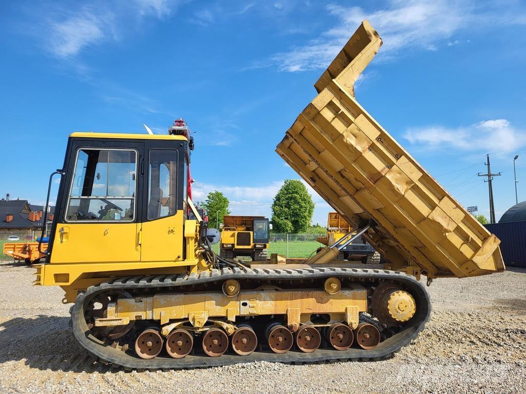 CAT LD 1000 عربات نقل قلابة مجنزرة