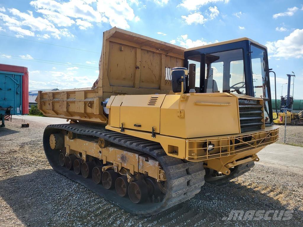 CAT LD 1000 عربات نقل قلابة مجنزرة