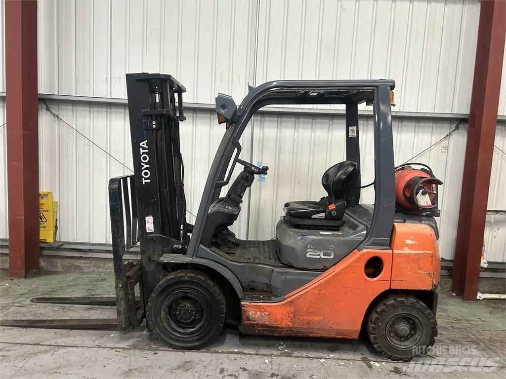 Toyota 02-8FGF20 شاحنات LPG