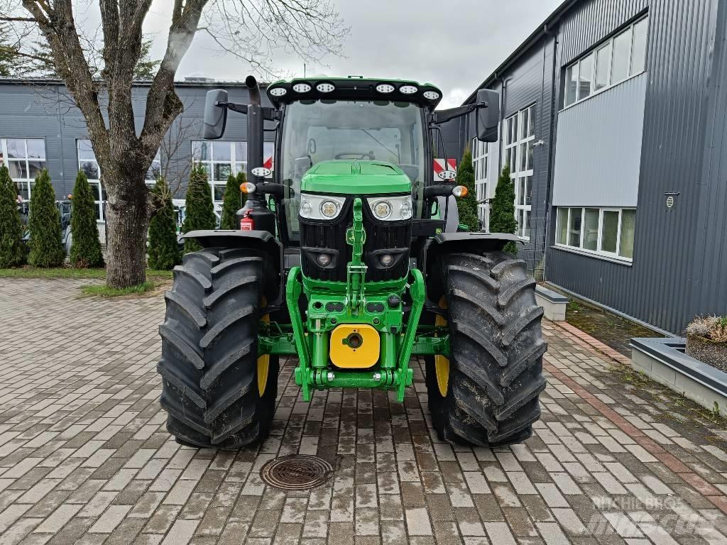 John Deere 6R 155 الجرارات