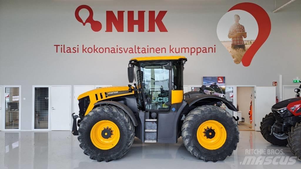 JCB Fastrac 4220 الجرارات