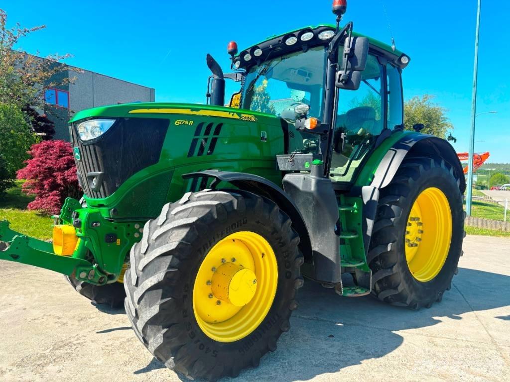 John Deere 6175 R الجرارات