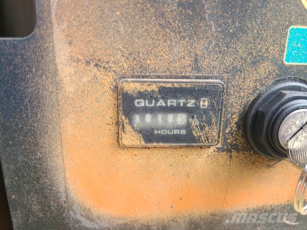 JLG 600 AJ رافعات سلة مفصلية