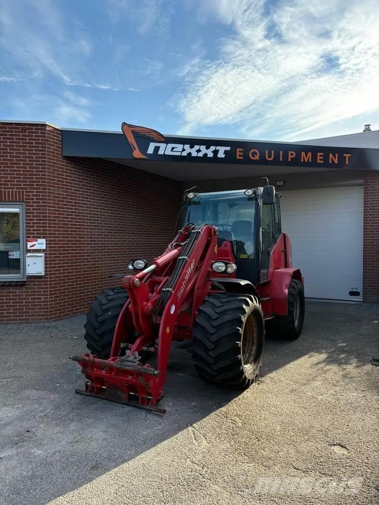 Schäffer 9300Z لوادر بعجل