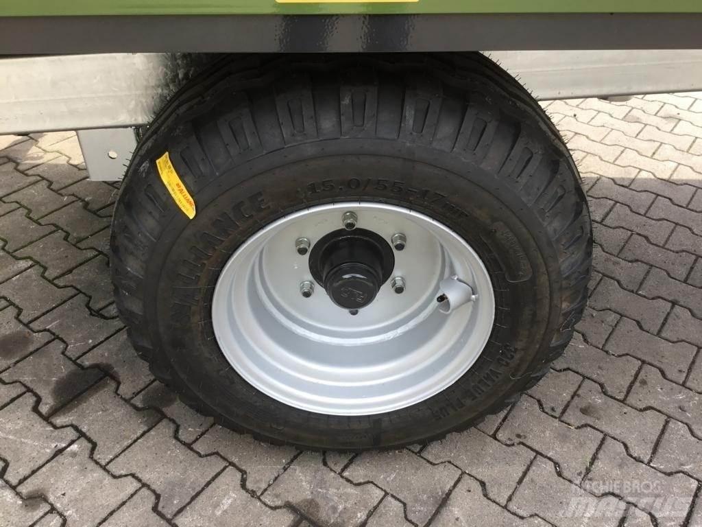 Fliegl EDK 50 FOX مقطورات الحزم
