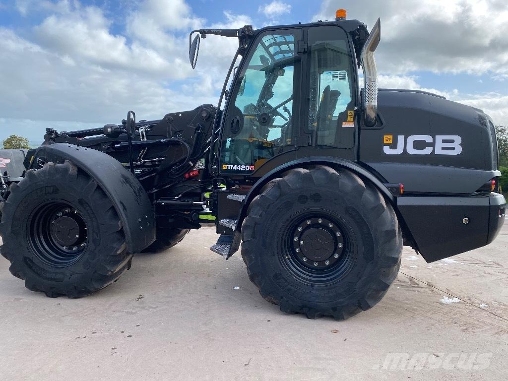 JCB TM420s Telehandlers for agriculture