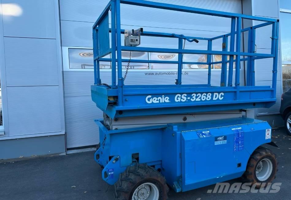 Genie GS 3268 رافعات مقصية الشكل