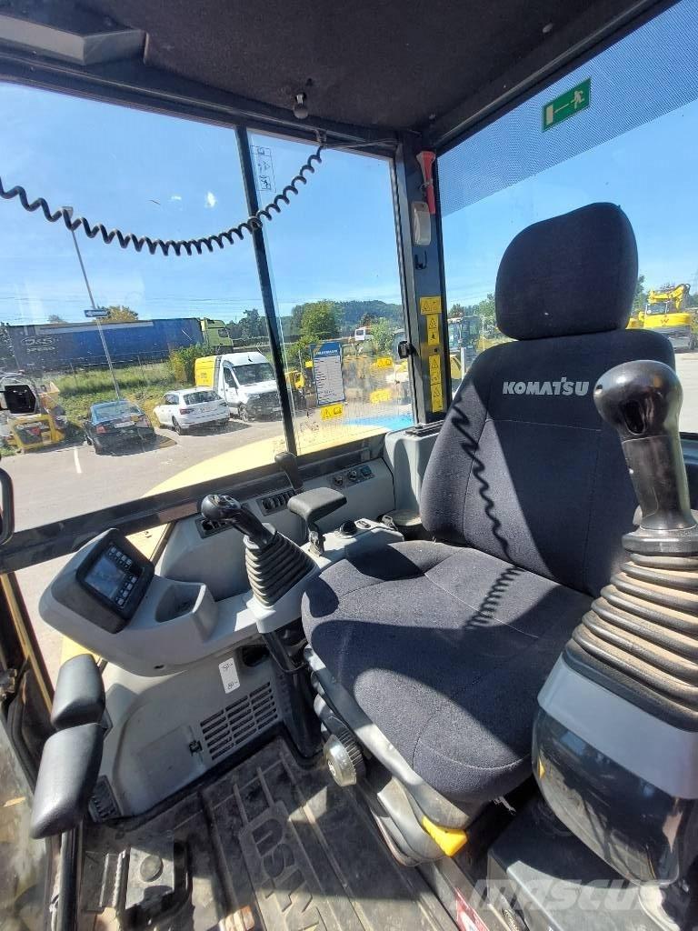 Komatsu PC 80 MR-5 حفارات زحافة