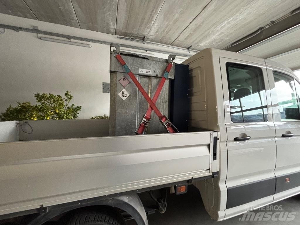 Volkswagen Crafter شاحنات خفيفة/مفصلية الجوانب