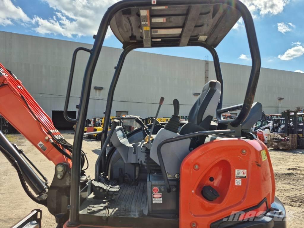 Kubota U 55-4 حفارات صغيرة أقل من 7 طن (حفارات صغيرة)