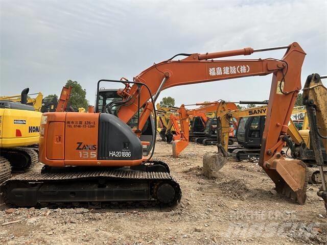 Hitachi ZX138 حفارات زحافة