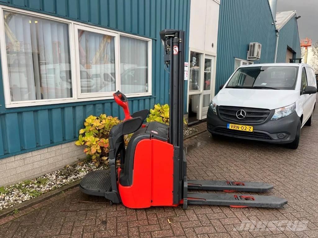 Linde L16AP معدات التكديس الجوالة