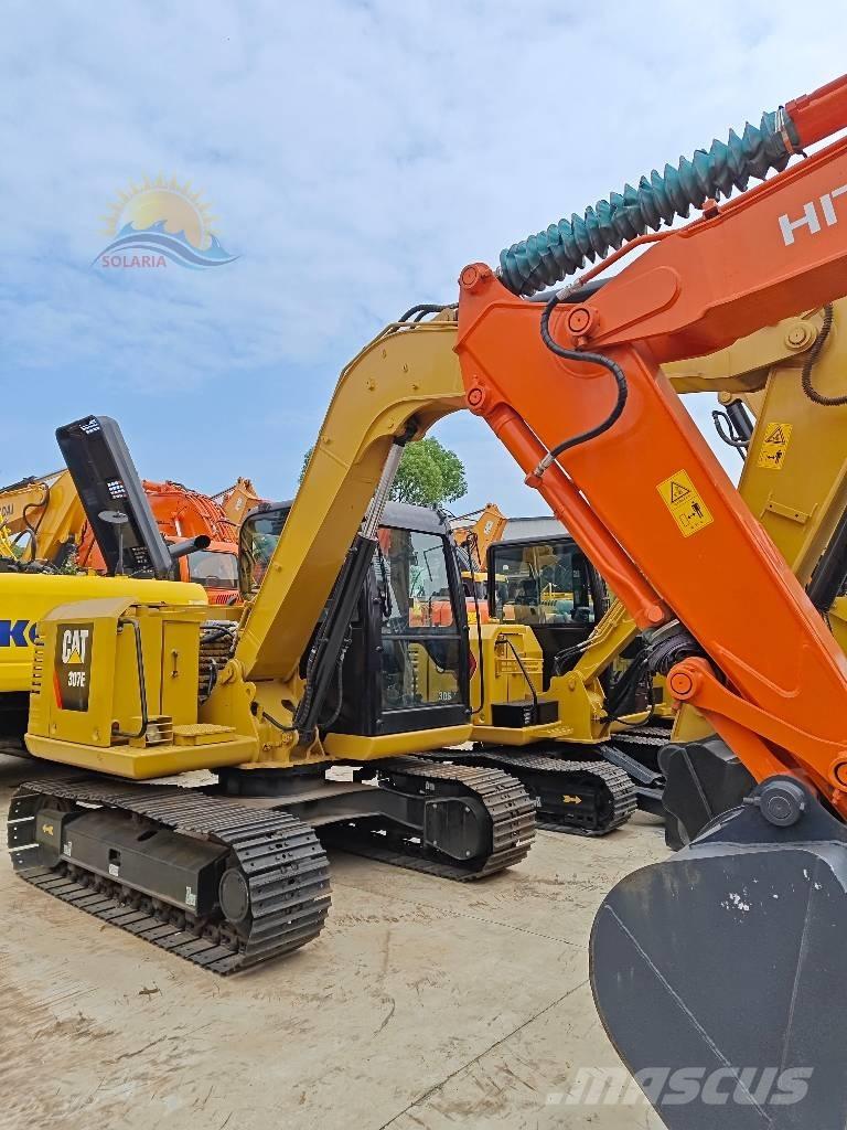 CAT 307E حفارات زحافة