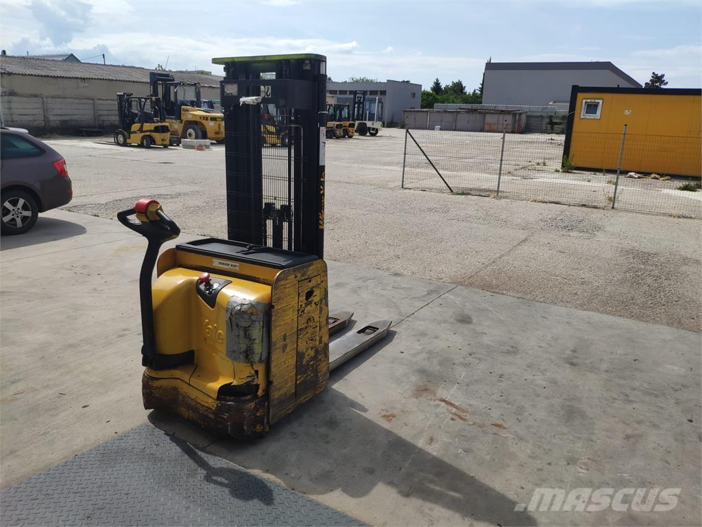 Yale MS16 AC شاحنات مناولة ذاتية الدفع