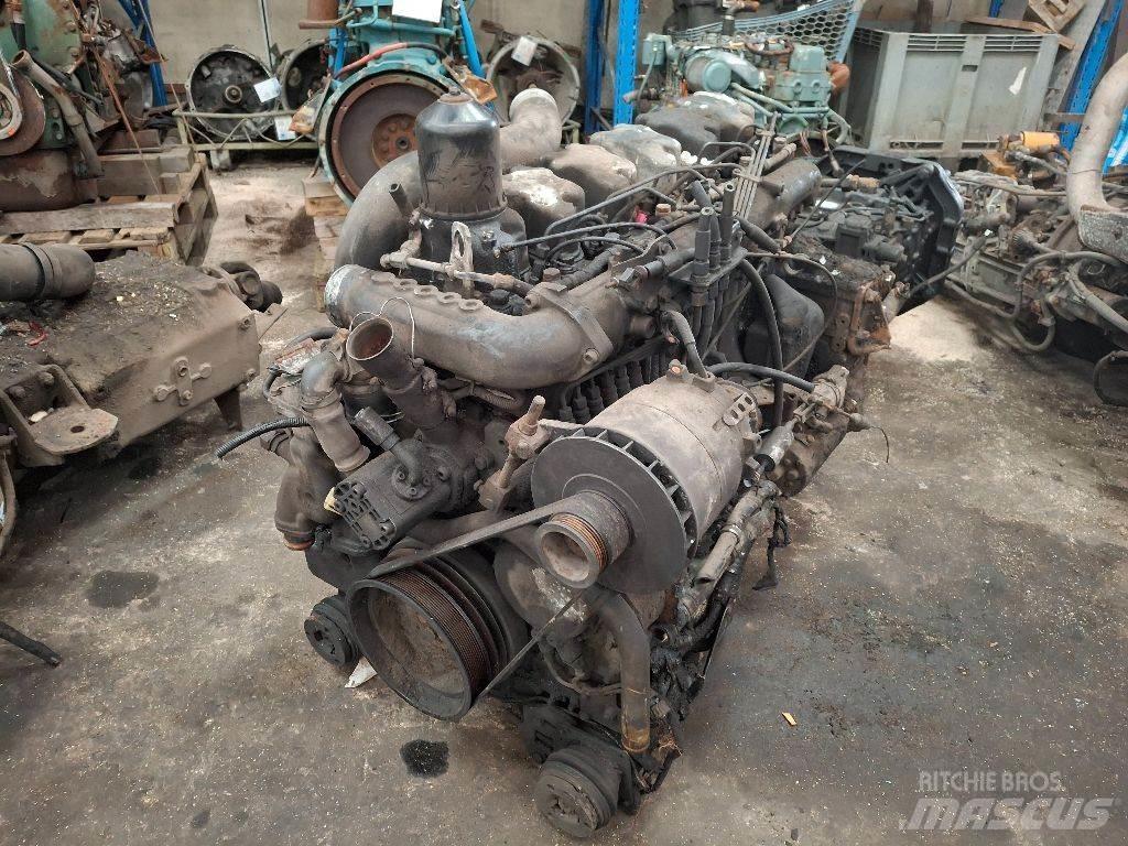 Renault 6 CILINDER محركات