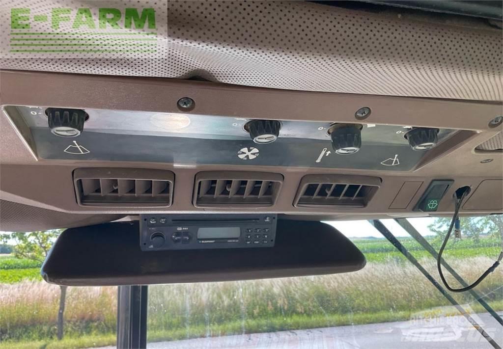 John Deere 3350 الجرارات