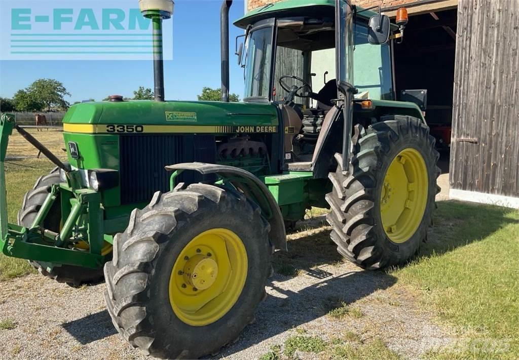 John Deere 3350 الجرارات