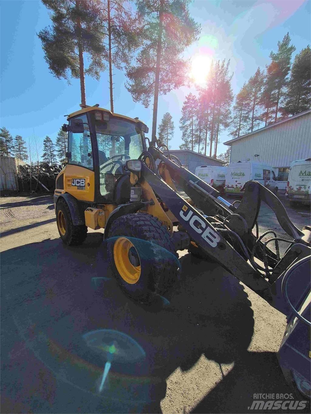JCB 407 لوادر بعجل