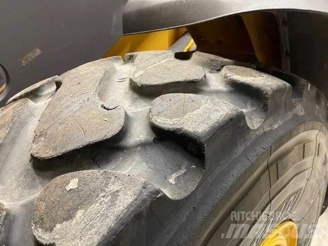 Volvo L70 F لوادر بعجل