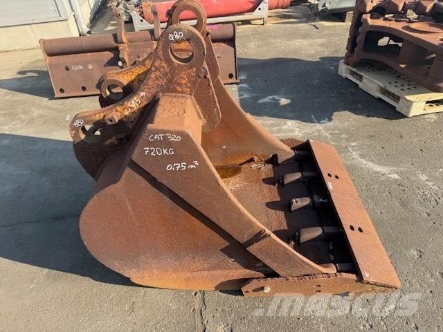 CAT 320 used bucket جرافات عكسية