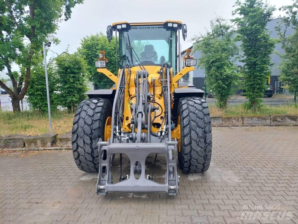 Volvo L 60 H2 لوادر بعجل