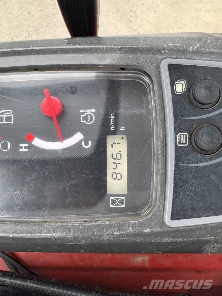 Kubota U 17 حفارات صغيرة أقل من 7 طن (حفارات صغيرة)
