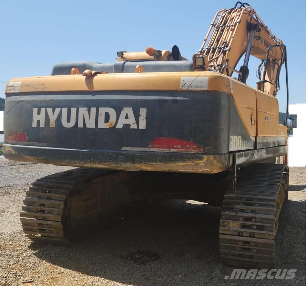 Hyundai Robex 300 LC حفارات زحافة