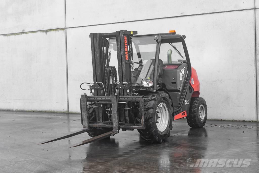 Manitou MC 30-4 D شاحنات الديزل