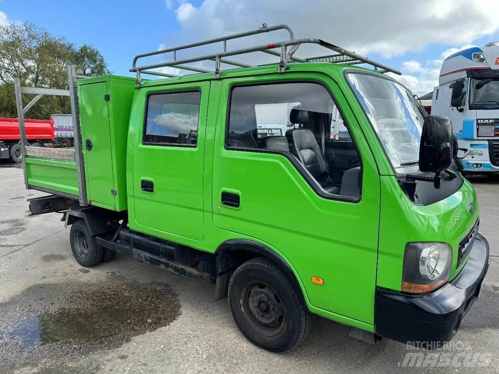 Kia K2500 شاحنات خفيفة/مفصلية الجوانب
