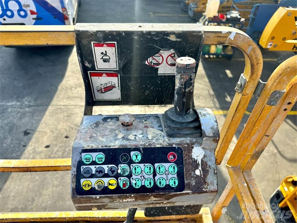 Haulotte H18SXL رافعات مقصية الشكل
