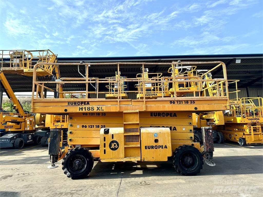 Haulotte H18SXL رافعات مقصية الشكل