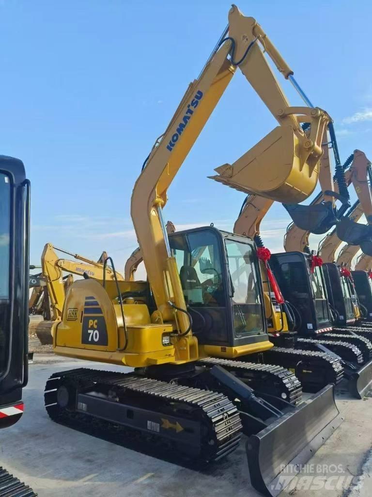 Komatsu 70 حفارات زحافة
