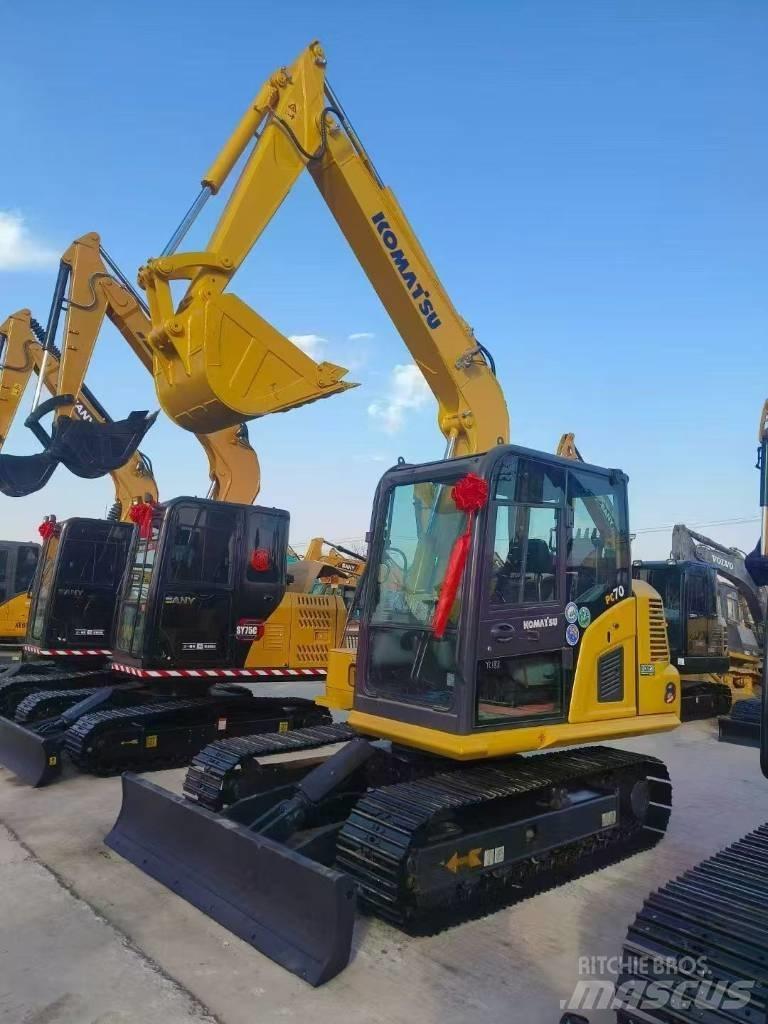 Komatsu 70 حفارات زحافة