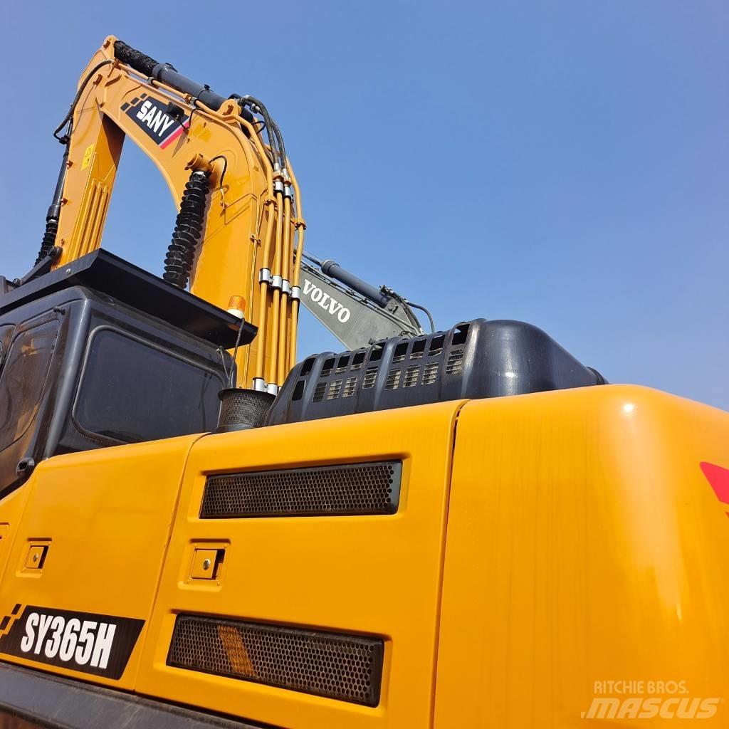 Sany SY 335 H حفارات زحافة