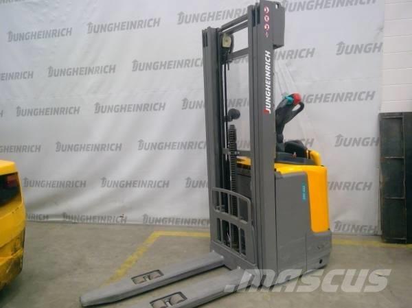 Jungheinrich ERC 212 شاحنات مناولة ذاتية الدفع