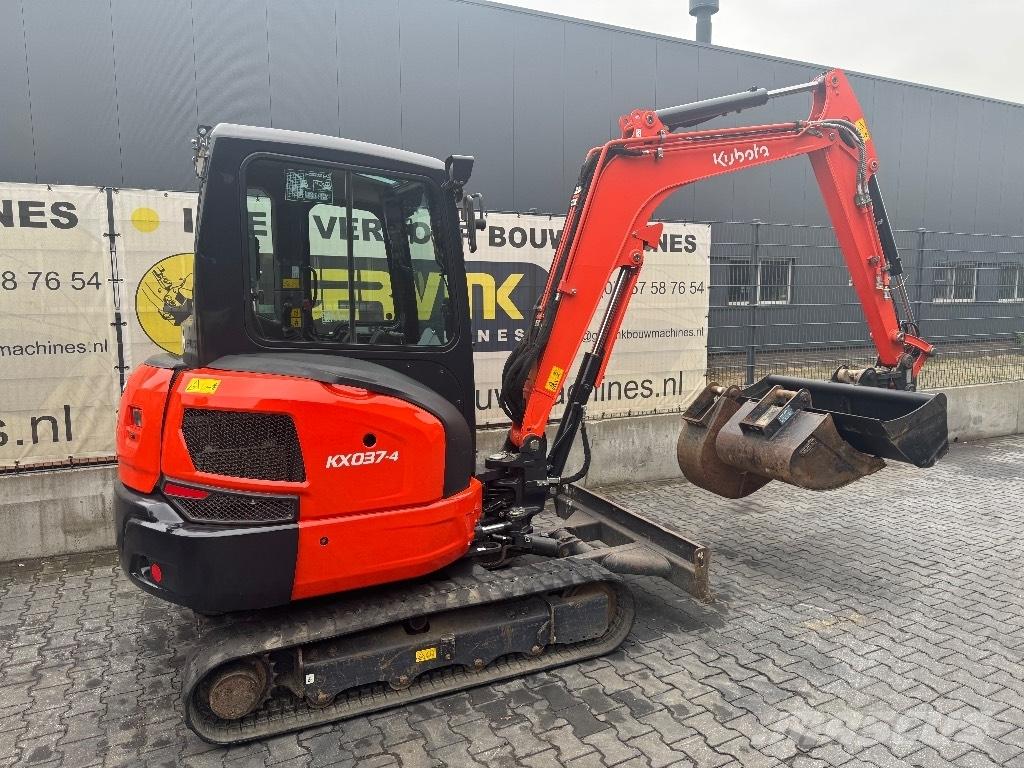 Kubota KX 037-4 حفارات صغيرة أقل من 7 طن (حفارات صغيرة)